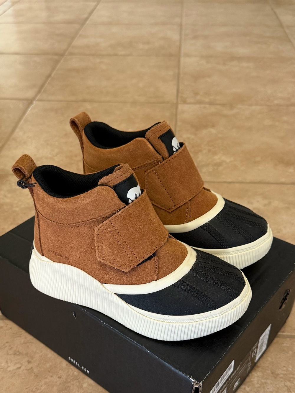 SOREL Kids' Out 'N About IV Strap Waterproof Boots